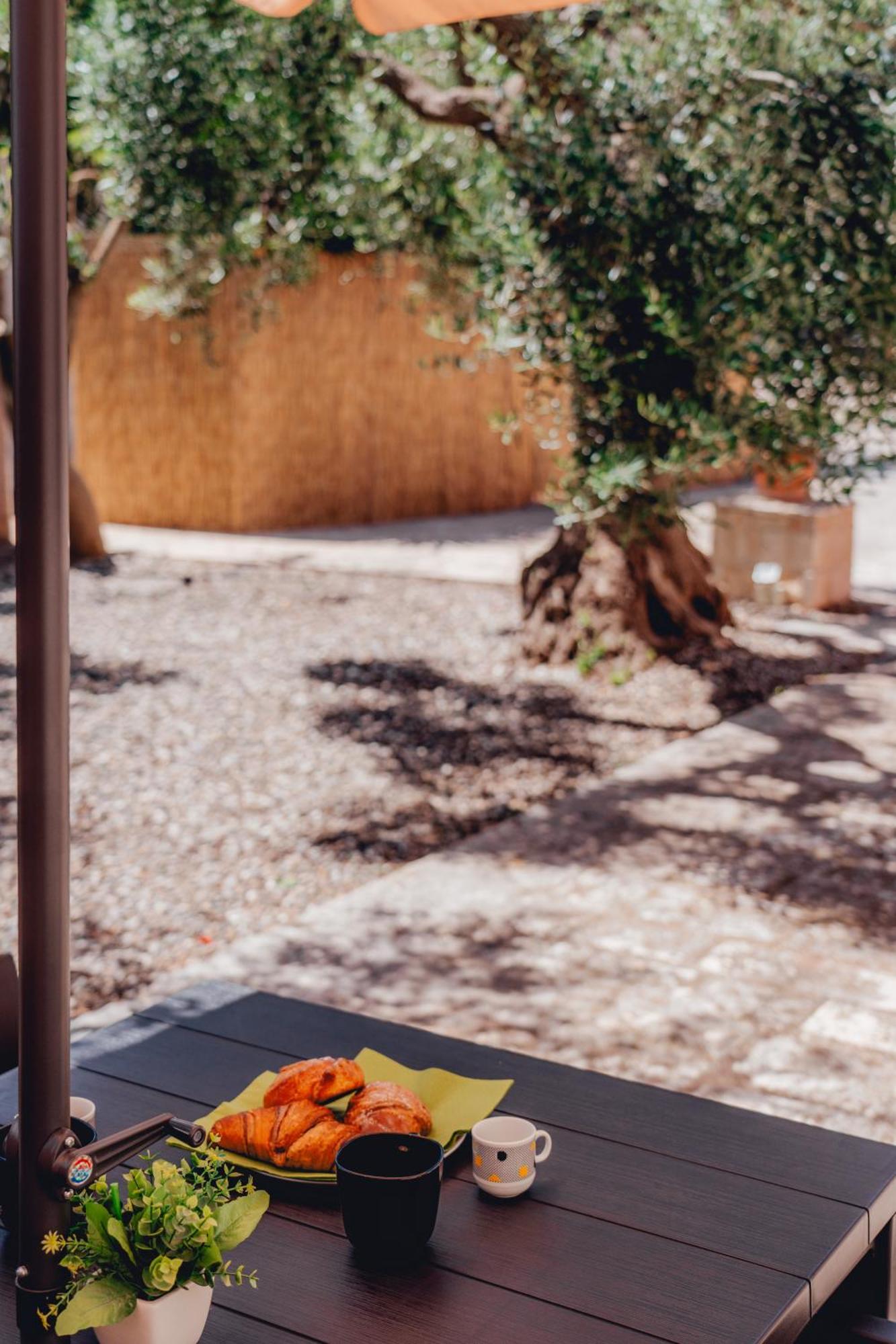 Loli Trulli Superior Villa - Free Parking Castellana Grotte Eksteriør bilde