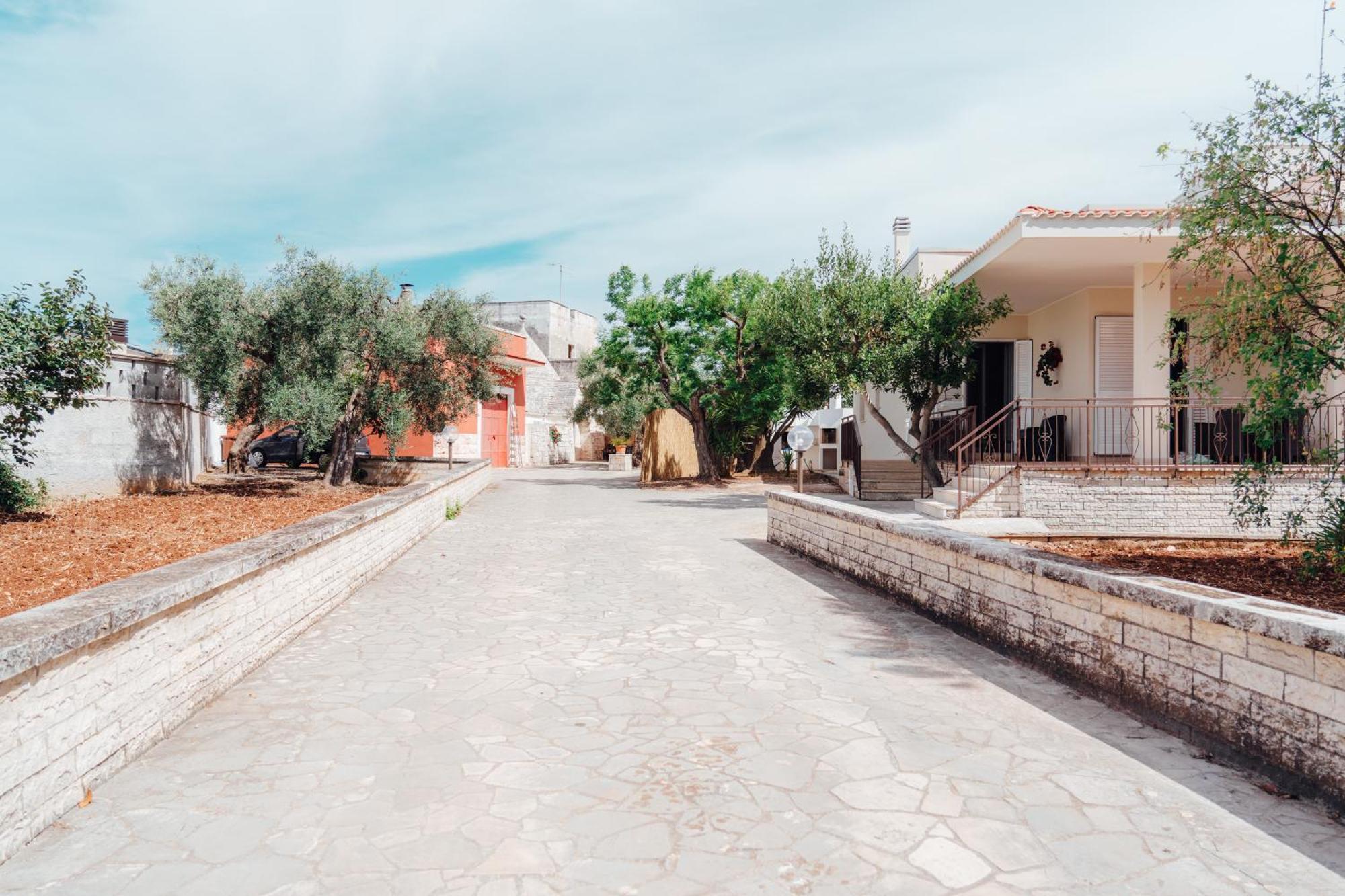 Loli Trulli Superior Villa - Free Parking Castellana Grotte Eksteriør bilde